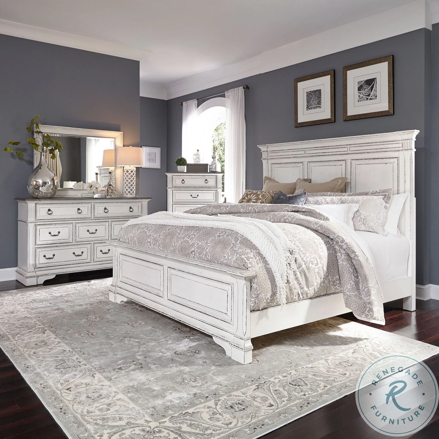 Abbey Park Antique White Queen Panel Bed - Image 9