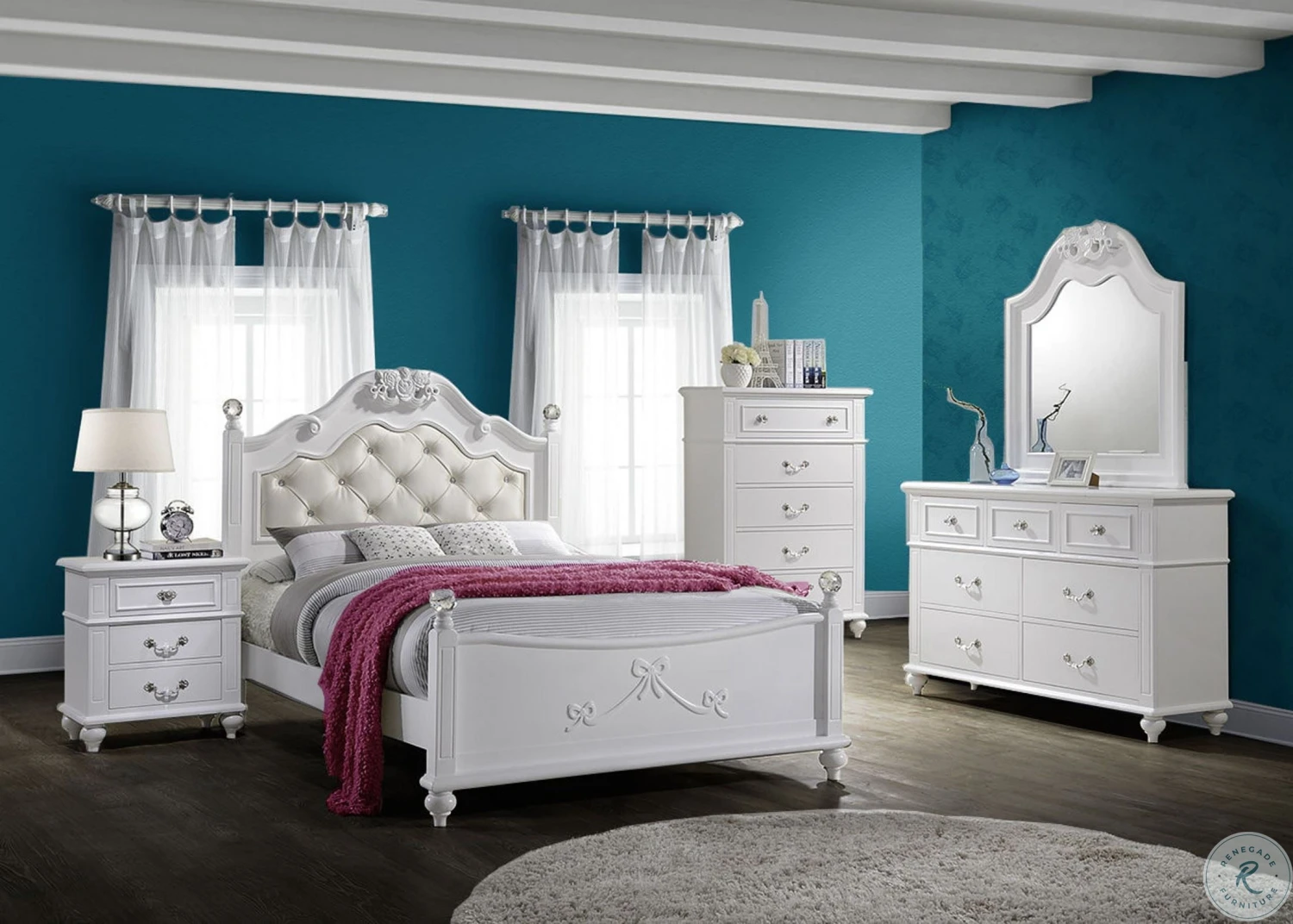 Annie White Chest - Image 8