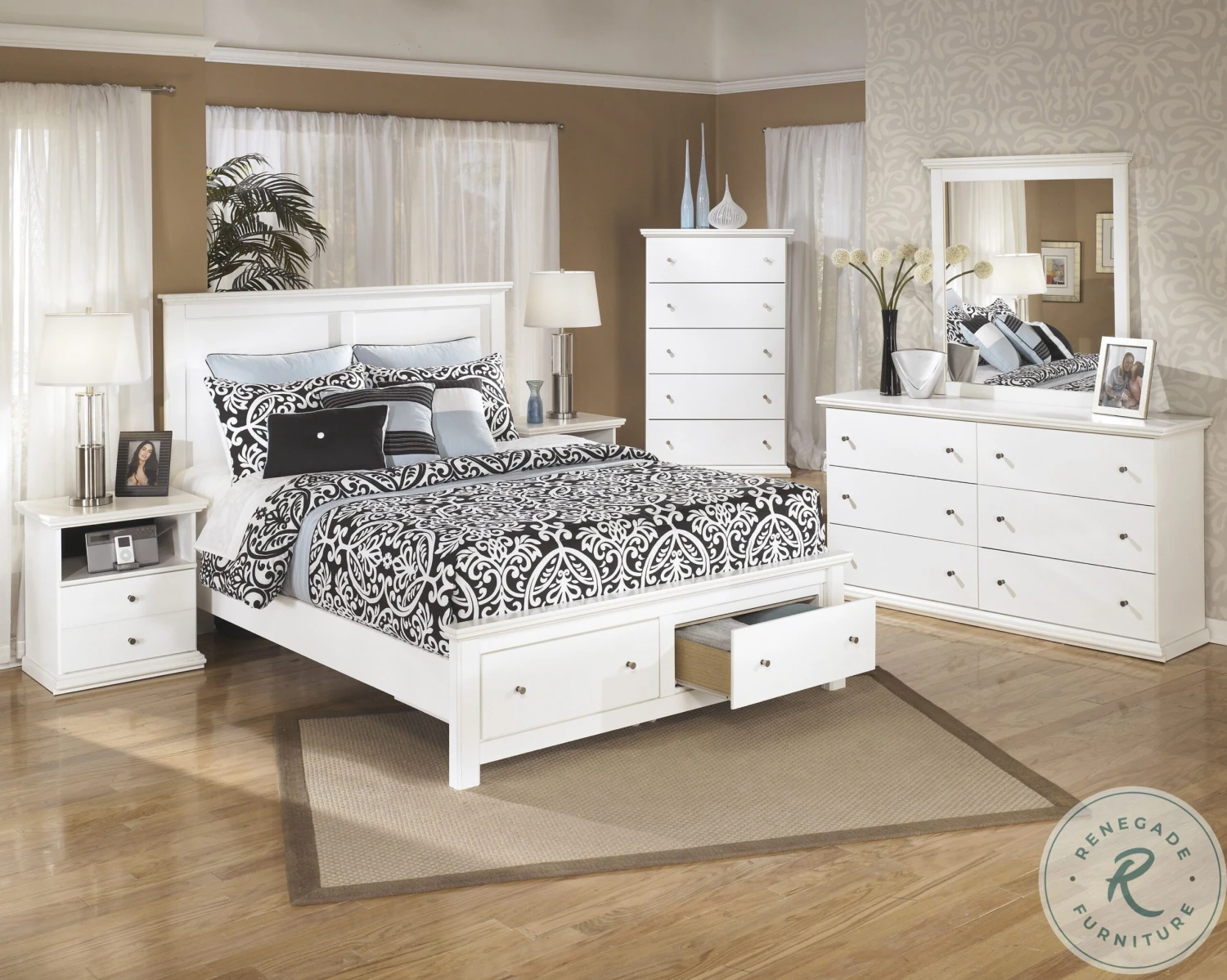 Bostwick Shoals White Nightstand - Image 6