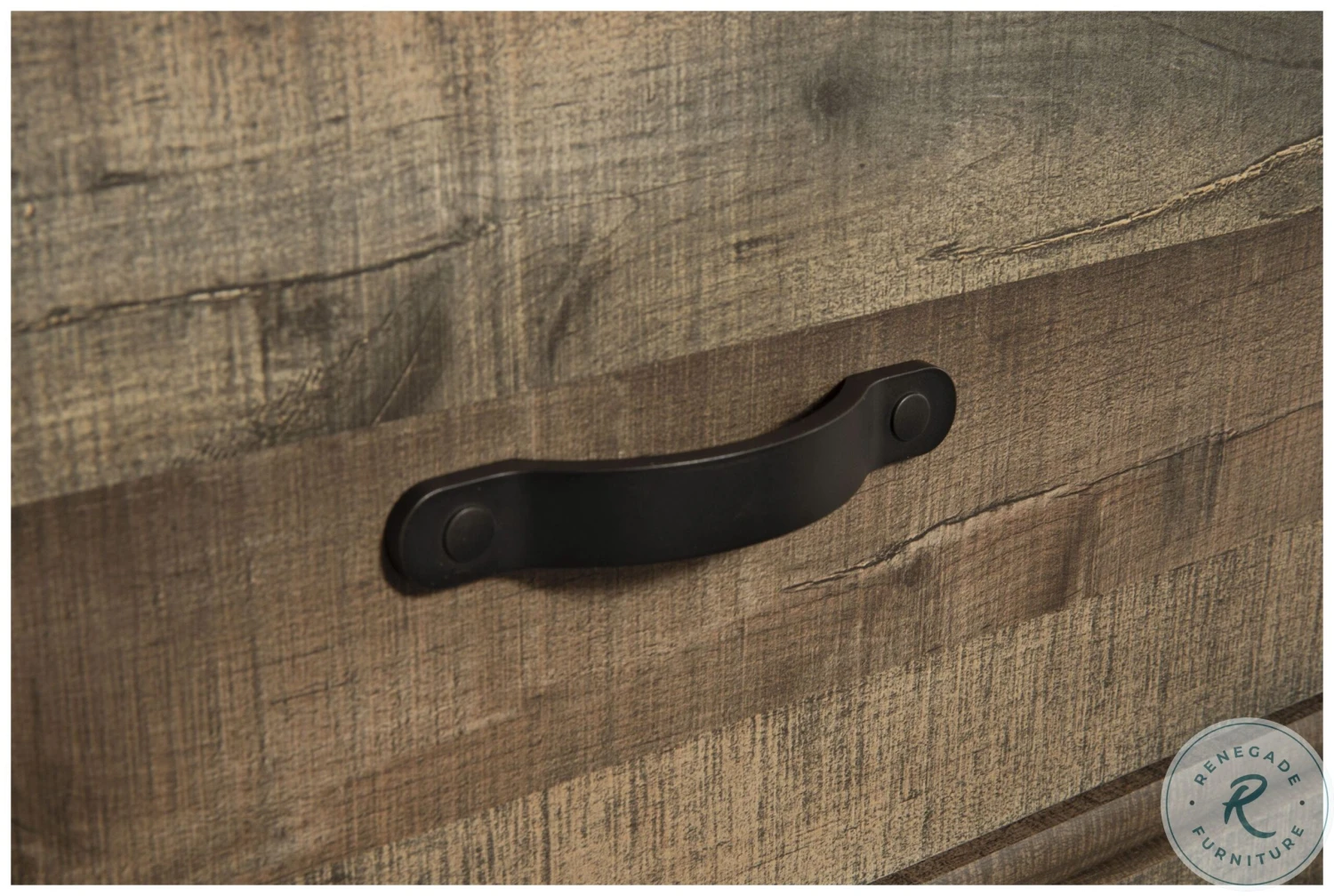 Trinell Brown Five Drawer Chest - Image 10