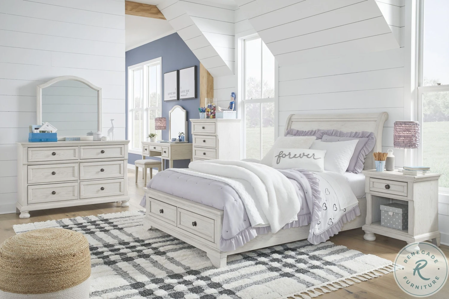 Robbinsdale Antique White Full Sleigh Storage Bed - Image 2